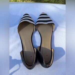 Black and White Striped Women's Flats
